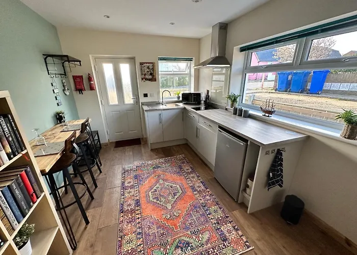 Seashell Cottage - Dog Friendly 1 Bed Cottage Close To The Sea